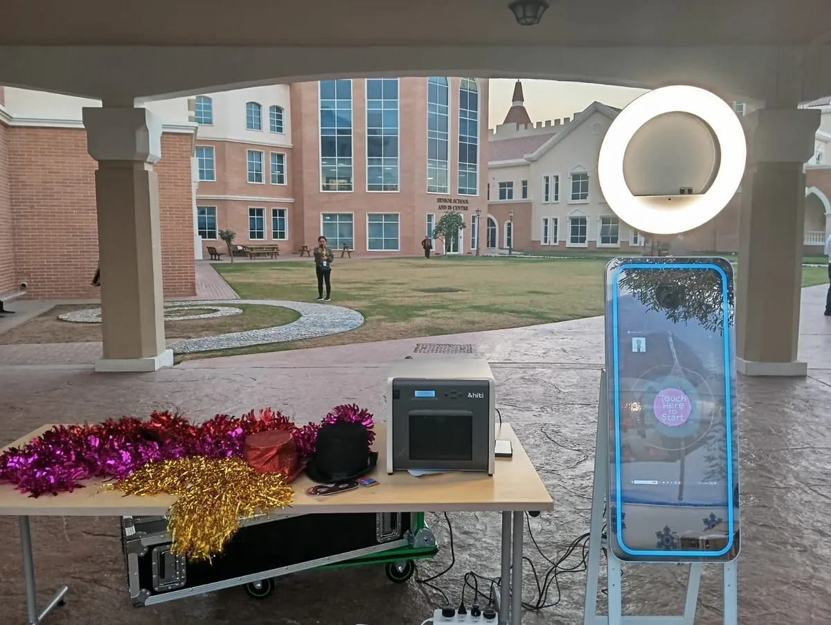 Why Magic Mirror Photo Booths Are a Must-Have for Corporate Events in Dubai